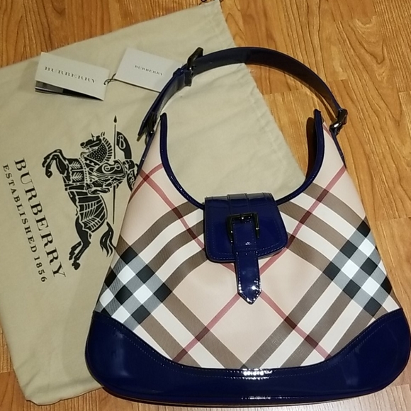 Burberry Handbags - Burberry Brook Nova Hobo